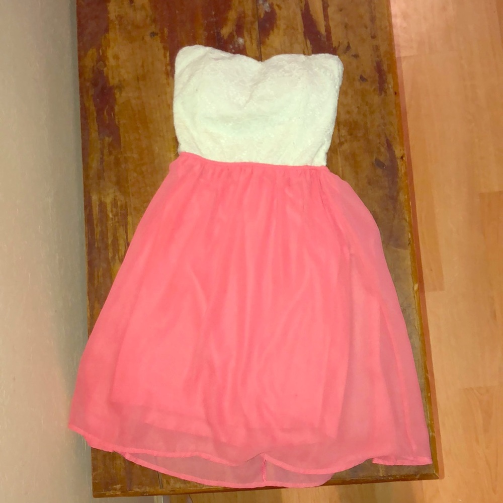 Dressy Strapless Top American Eagle